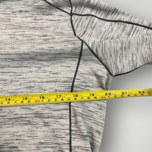 Kuhl Mens Alloy 1/4 Zip Pullover Heather Gray Performance Top Medium Thumbholes - Picture 6 of 11